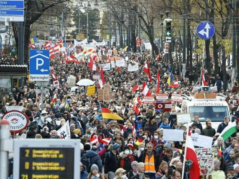 Frei­heit für Öster­reich: Zwi­schen Lock­down, Impf­pflicht und Aufstand