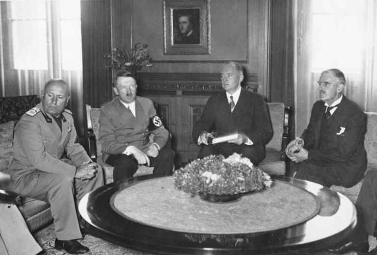Der Hitler-​Stalin-​Pakt von 1939: Mythos und Wirklichkeit (Teil 2)