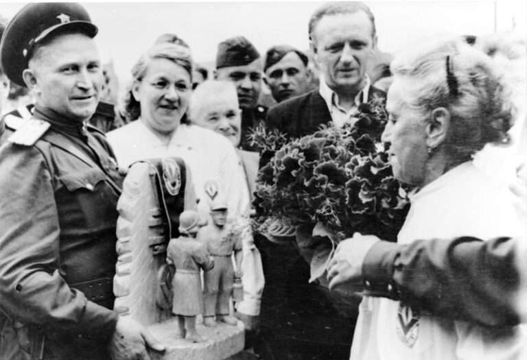 Der 17. Juni 1953 und das Handeln der neuen Führung der Sowjetunion unter Chruschtschow
